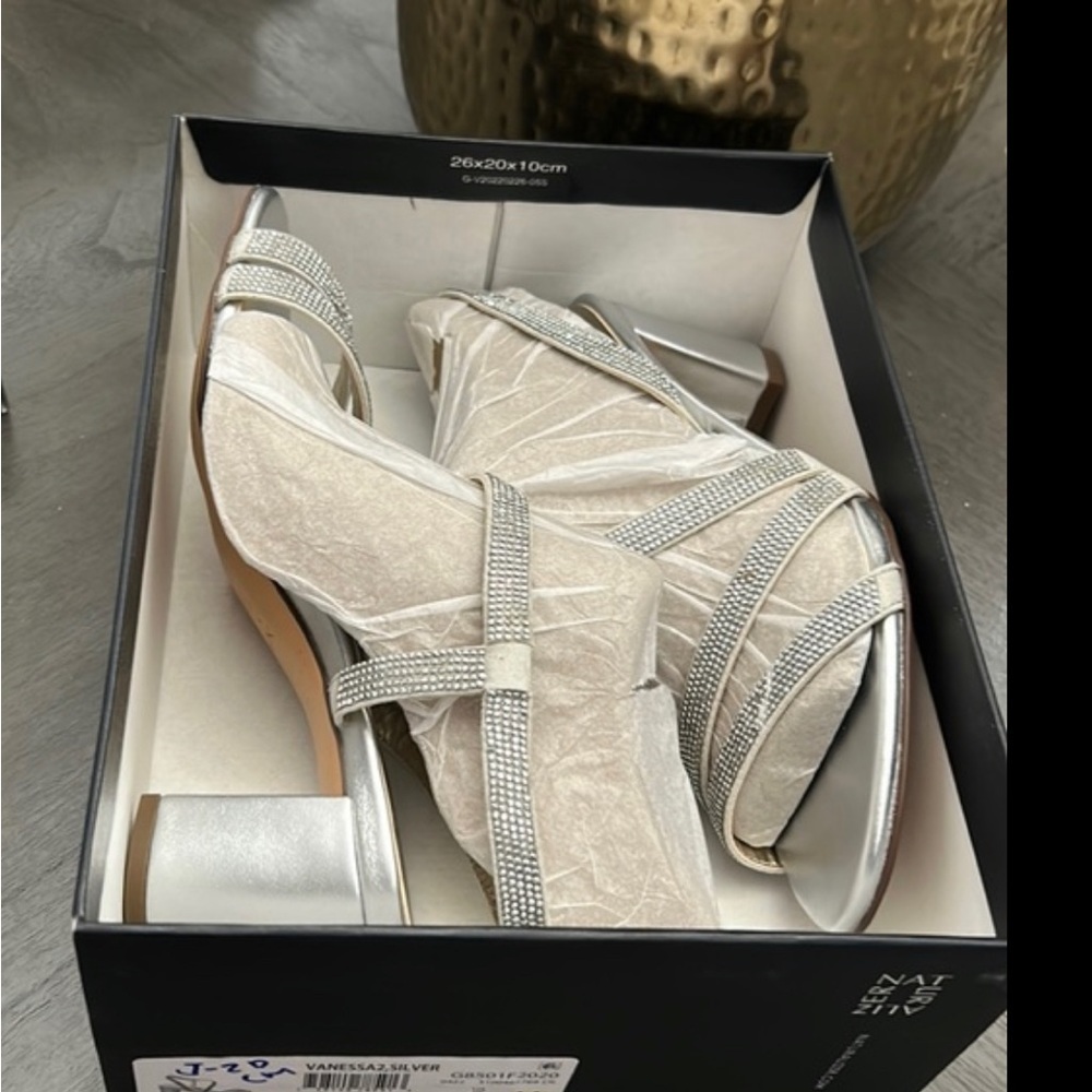NATURALIZER Vanessa Strappy Sandals (NARROW) - Picture 2 of 10